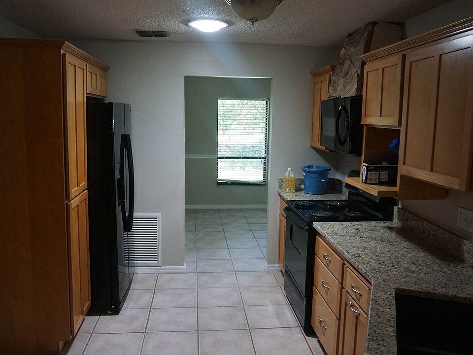 1st image of 640 Northwood Cir