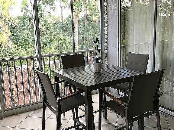 5th image of 3966 Bishopwood Ct W Unit 201