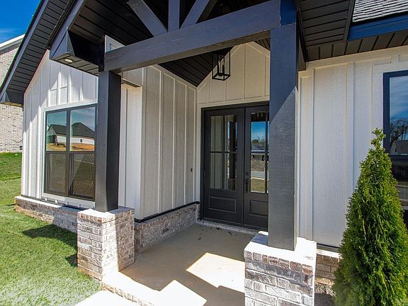 5th image of 5184 Peace Ln