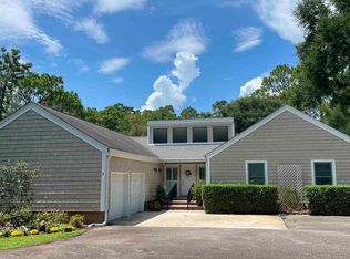 346 Sweetgum Dr, Pawleys Island, SC 29585