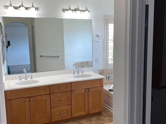 Master bedroom bathroom area