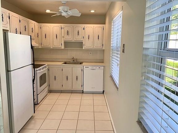 2nd image of 271 Piedmont #F