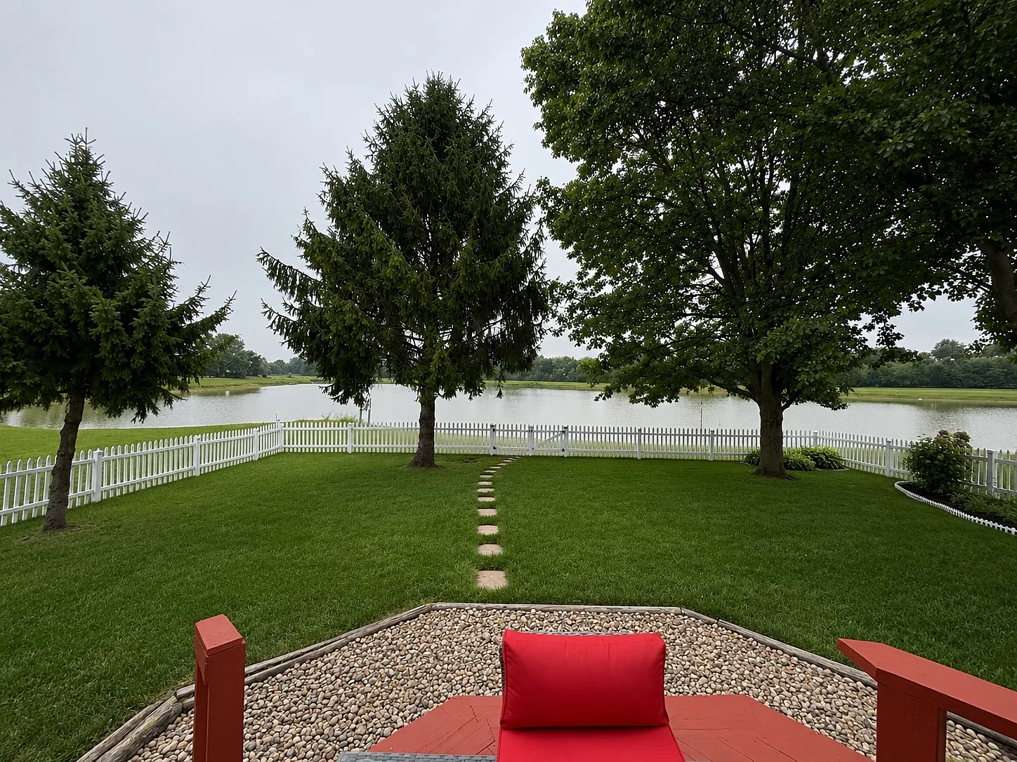 4 bed, 3.5 bath, 2585 sqft, $3,500 — Photo 2