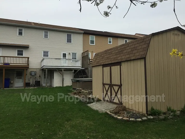 112 Virginia Ave — Photo 35