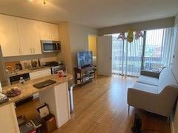 1326-24 Spruce St #1102