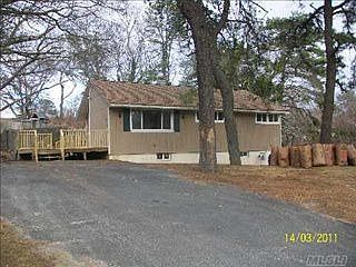2nd image of 5 Pine Ct