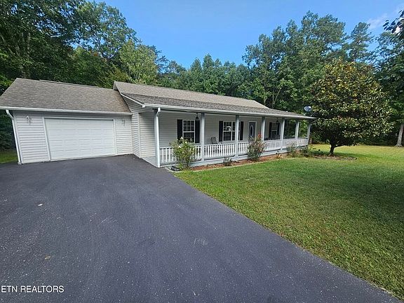 2nd image of 223 Frontier Dr