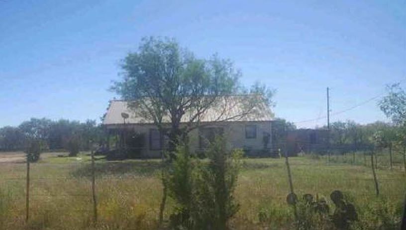 2nd image of 2217 County Road 177