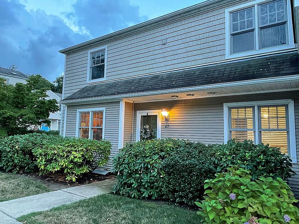 1st image of 7 Bristol Woods Dr #B