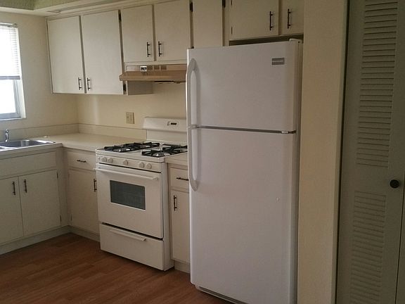 2nd image of 851 Orchid Springs Dr