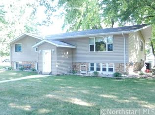 120 Colfax Ave NE, Hector, MN 55342