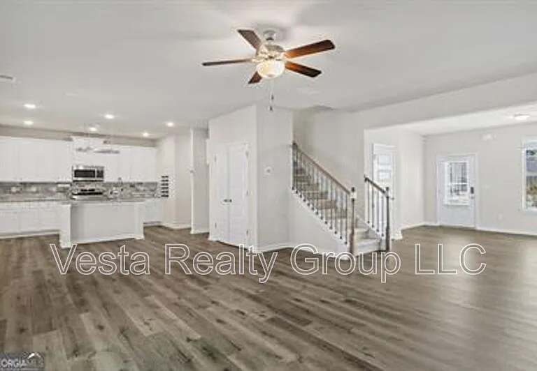 121 Lexington Place Dr — Photo 9