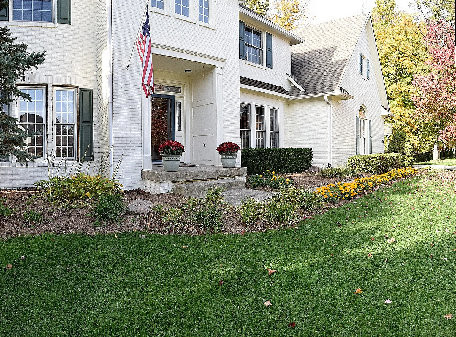 8810 Anchor Bay Ct photo 1