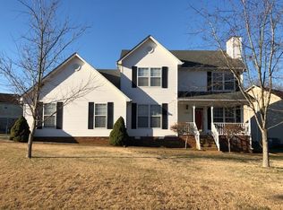 1607 Lillian Cir, Columbia, TN 38401