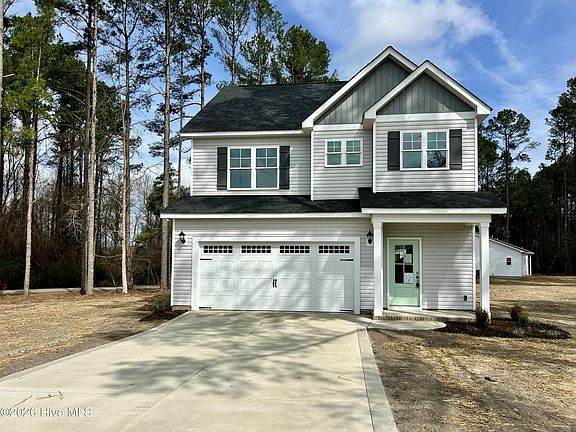 3rd image of 1739 Cardinal Drive