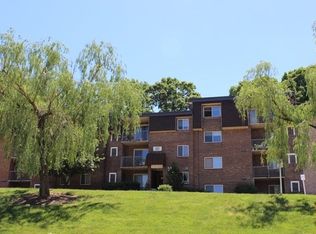 129 Warwickshire Ln APT I, Glen Burnie, MD 21061