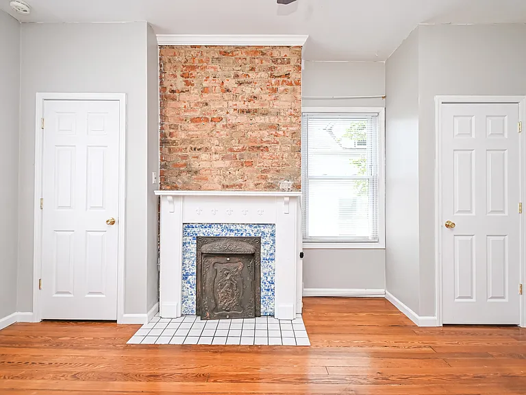 4221 Bell St — Photo 24