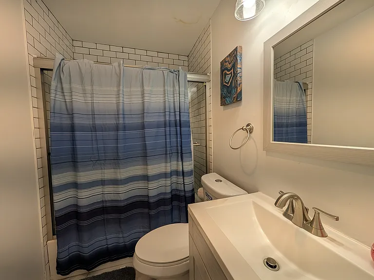 2324 W Monroe St #G — Photo 9
