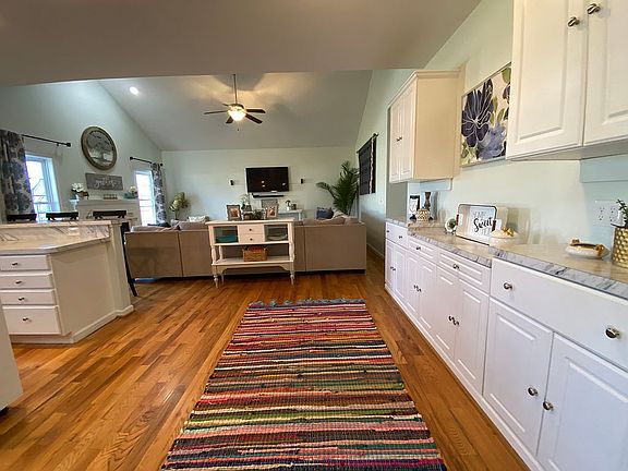 5th image of 4105 Kaleb Dr