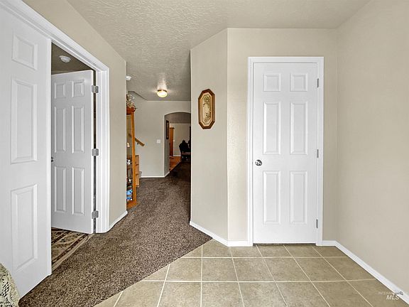 3rd image of 11836 Tidewater Ave