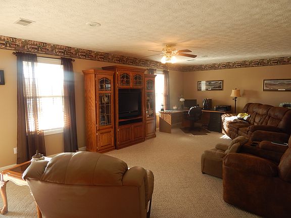 5th image of 91 Anna Belle Ave