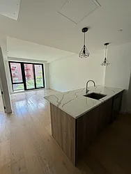 148-37 88th Avenue, #4M