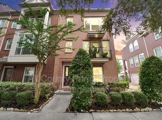 716 Hartman St, Houston, TX 77007