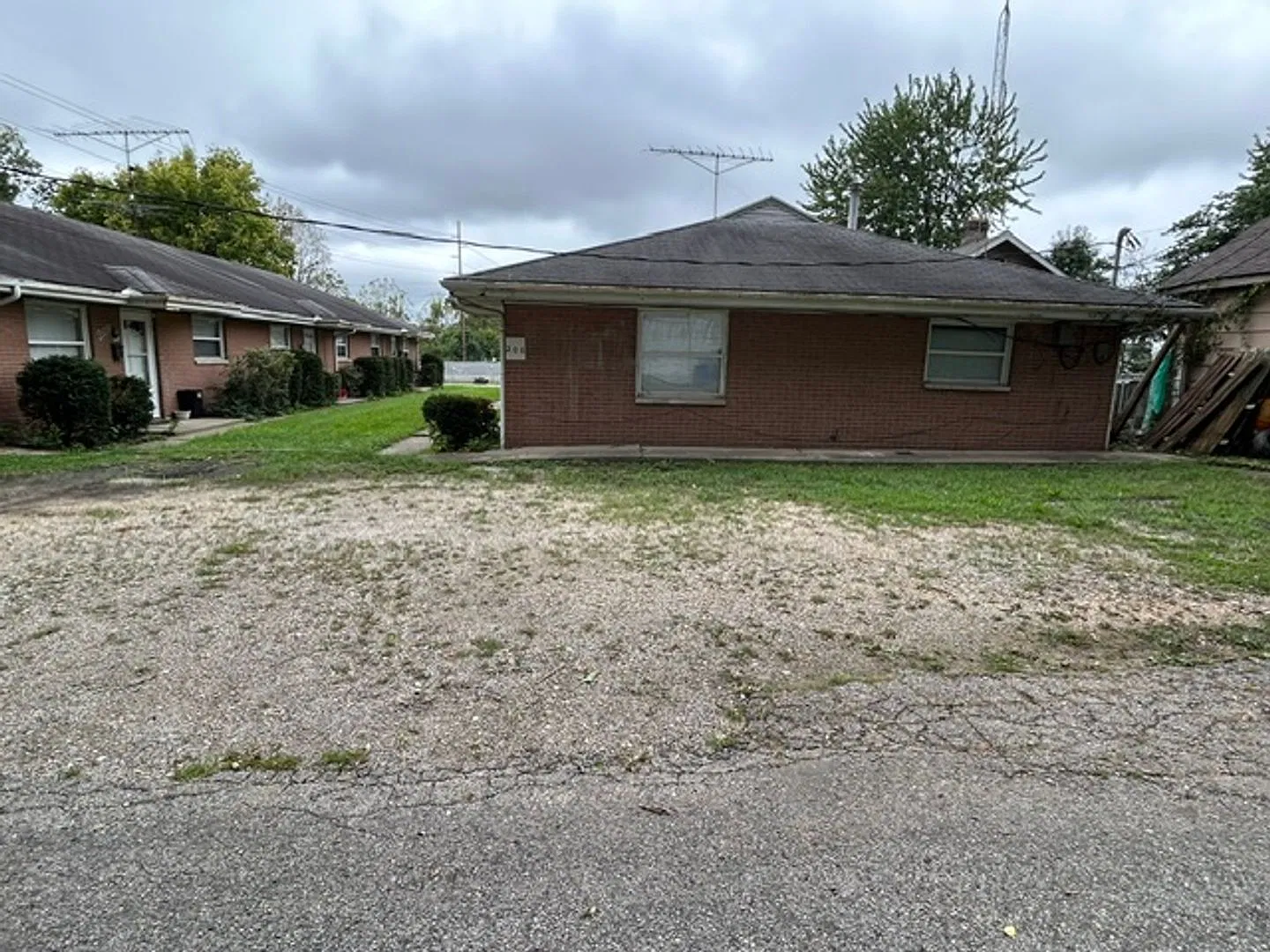 206 Seminary — Photo 3