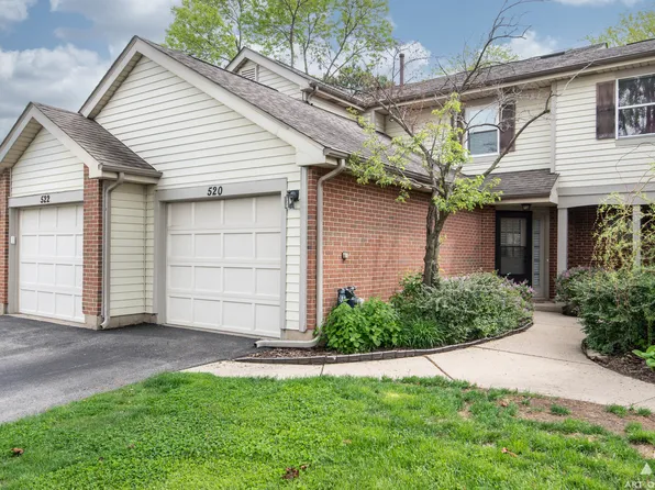 520 E Windgate Ct, Arlington Heights, IL 60005