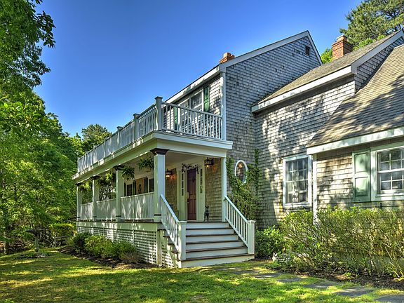 2nd image of 53 Wickatuck Ln