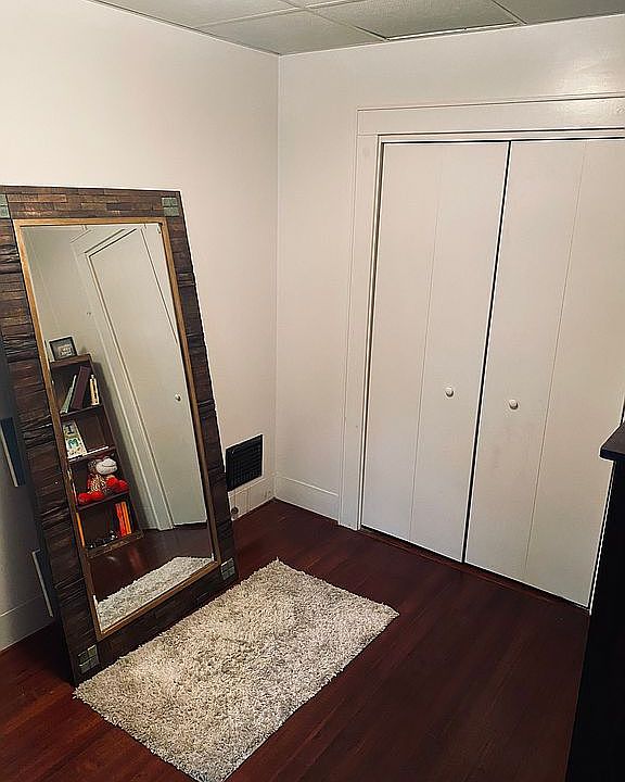 1st image of 109 Sweeting St