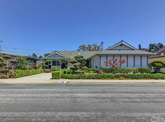 5th image of 496 Alzado St