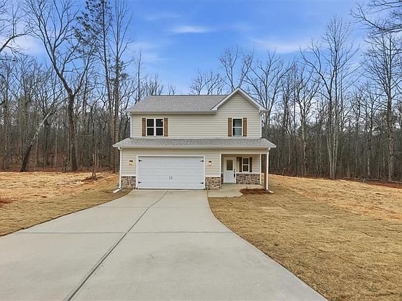 3rd image of 142 Alfred Dr