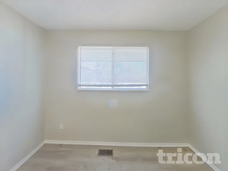 1017 De La Vista Pl — Photo 13