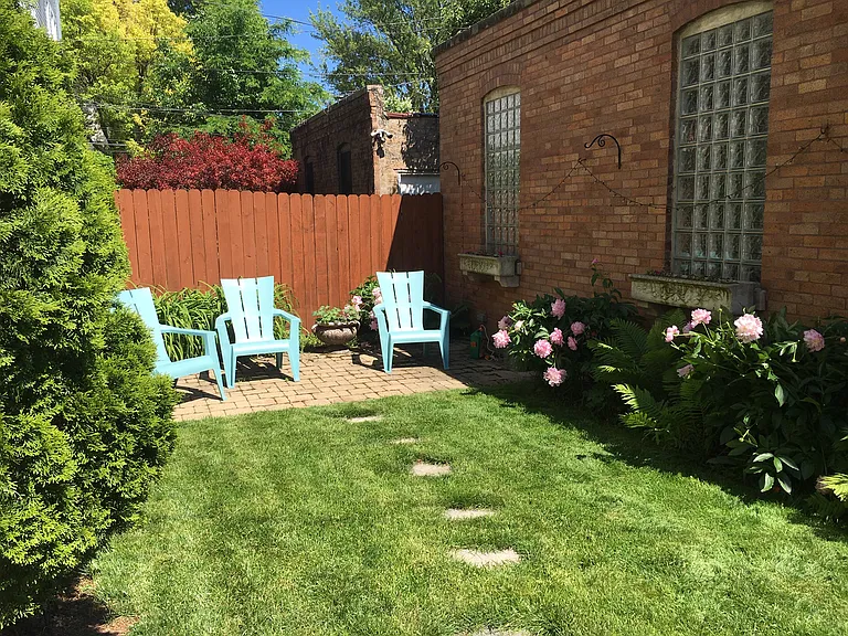2225 W Giddings St — Photo 15
