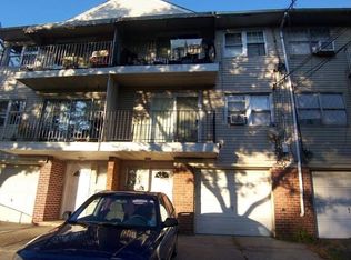 38 Fisk St #1, Jersey City, NJ 07305