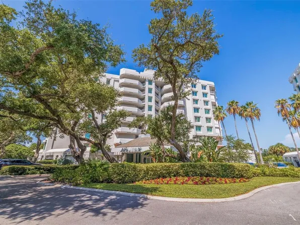 1 Seaside Ln APT 104, Belleair, FL 33756