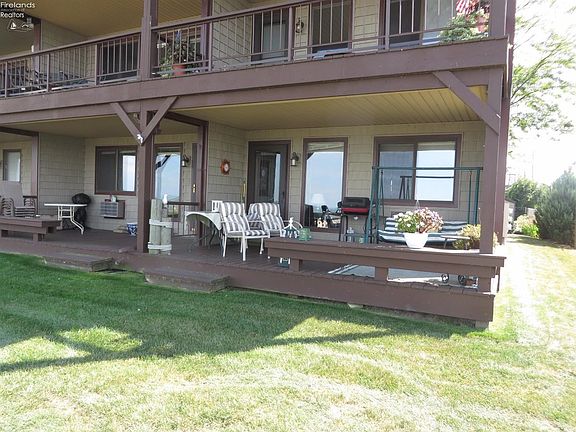 2nd image of 32 Grande Lake Dr APT A