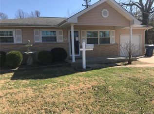 938 Vegas Dr, Saint Louis, MO