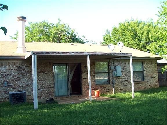 2nd image of 1817 Wurzburg Dr