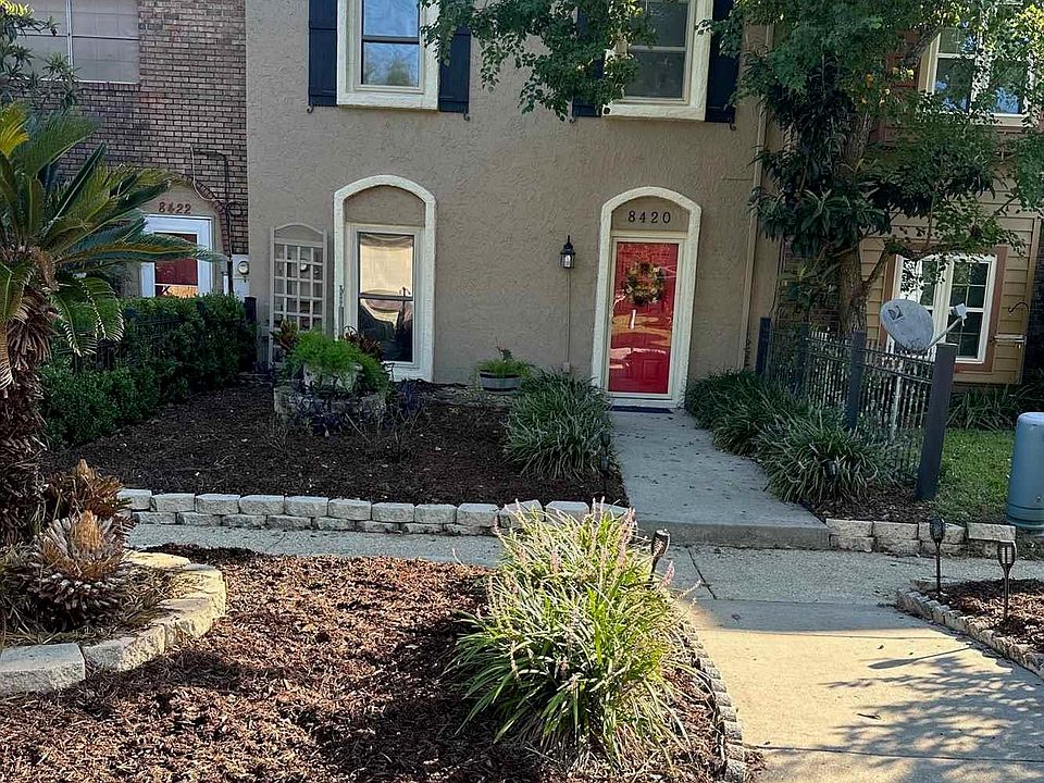 1st image of 8420 Williamsburg Cir