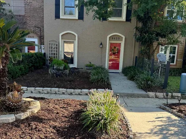 8420 Williamsburg Cir, Pensacola, FL 32514
