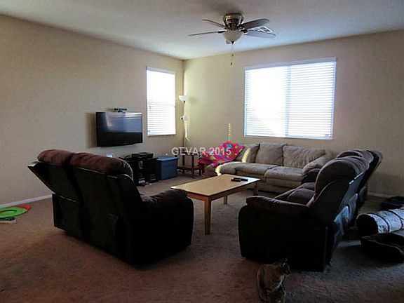 2nd image of 6804 Desert Island St