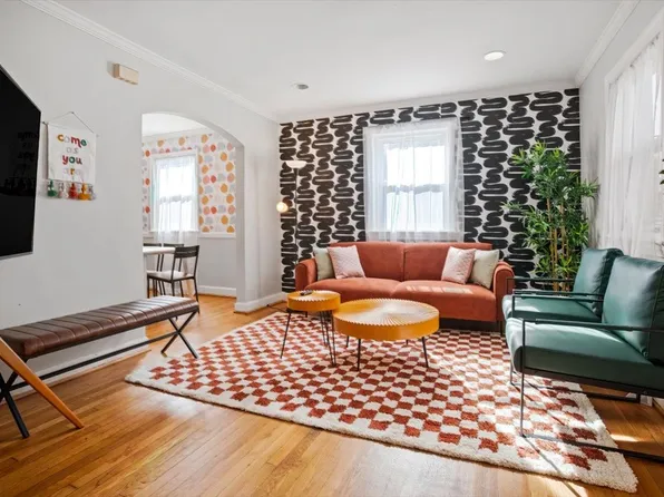 3702 1st Rd S, Arlington, VA 22204