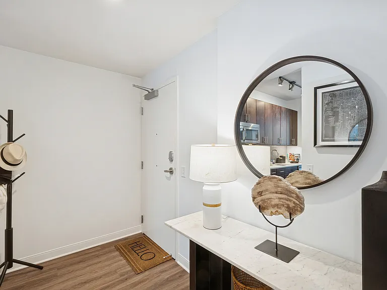 ReNew Oak Park — Photo 10