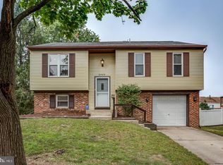 2433 Shelley Ln, Pennsauken, NJ 08109