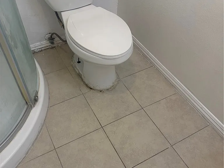 8636 Tamarind Ave — Photo 3