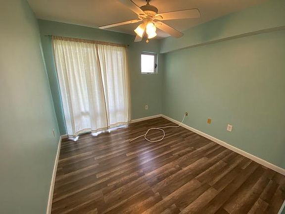 5th image of 200 Falls Blvd Unit D212