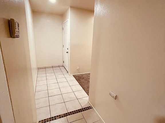5th image of 522 Maine St