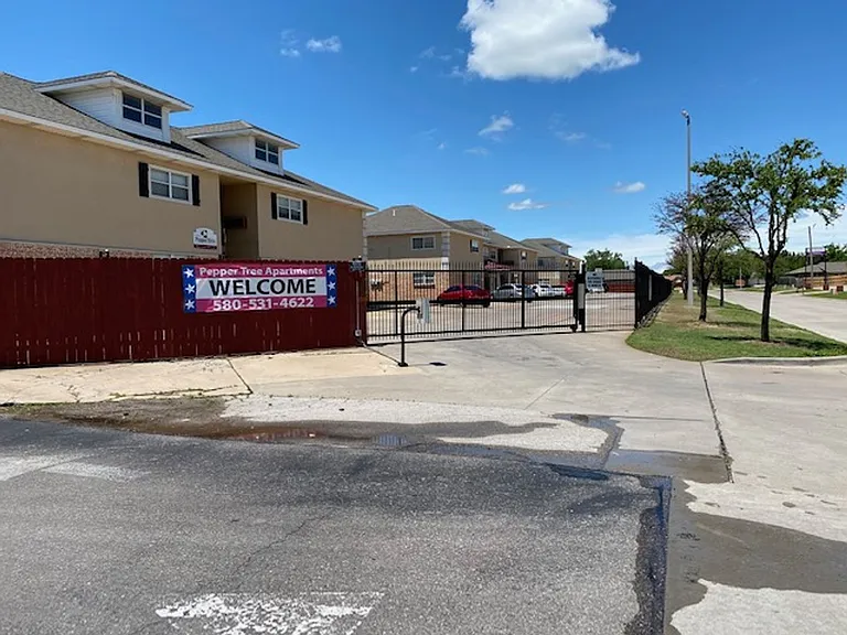 Peppertree Apartments — Photo 17